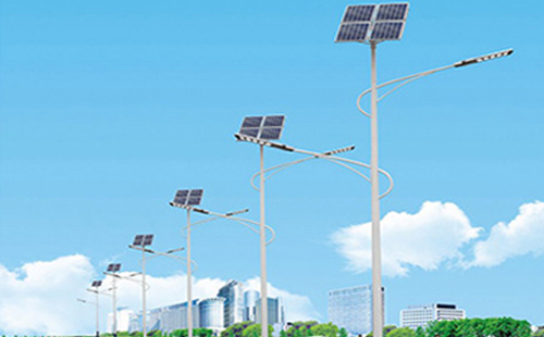 北方冬季西固太阳能路灯的保养要点