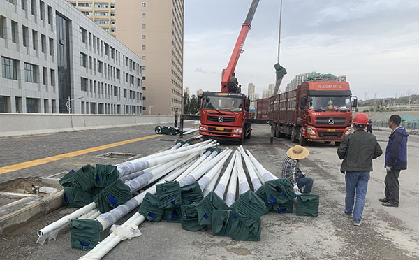 农村西固太阳能路灯安装全解析：庭院西固太阳能路灯施工指南